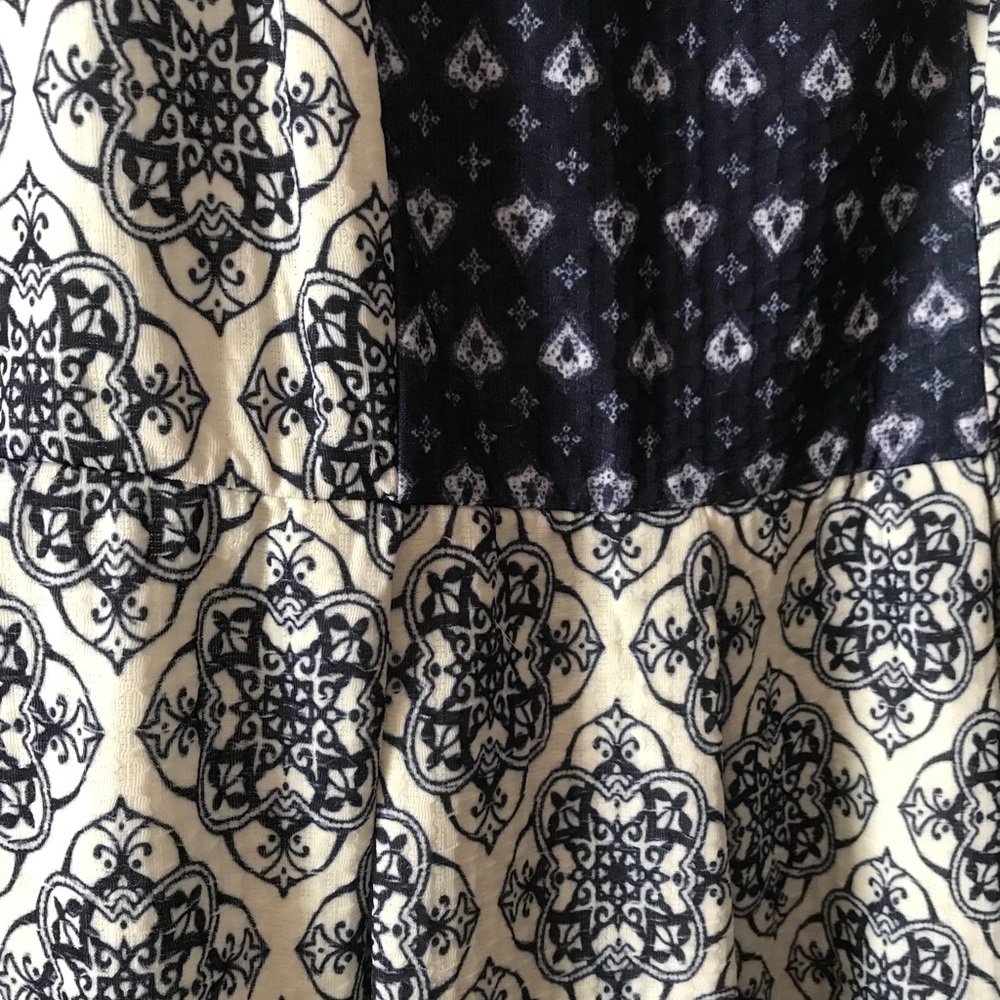 Patterned Short Summer Dress Size M - Picture 5 of 6